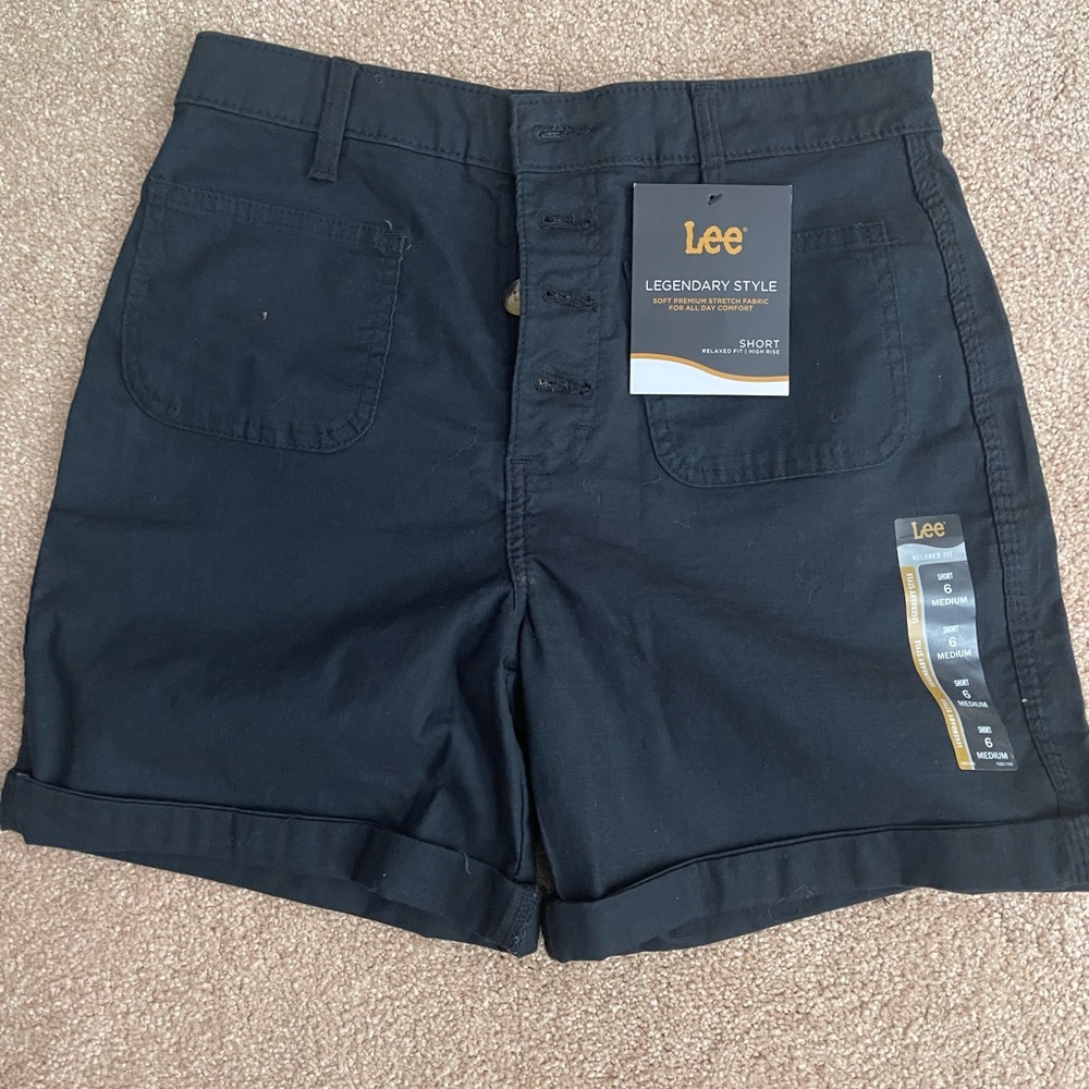 NWT Lee Black Shorts Classic Design